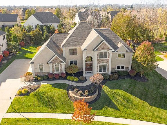 3rd image of 9808 Allen Dr
