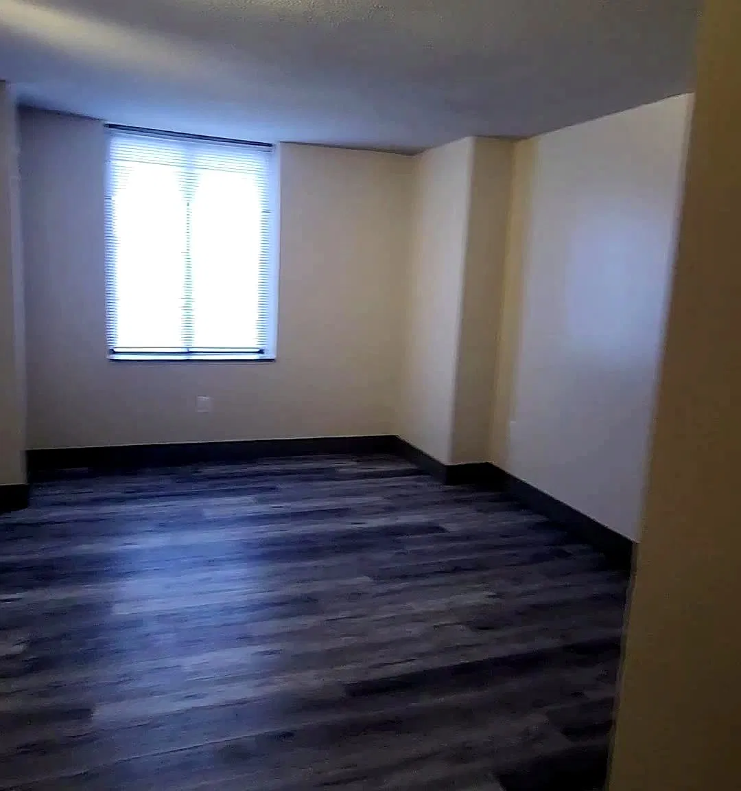 1 bed, 650 sqft, $1,800 — Photo 3