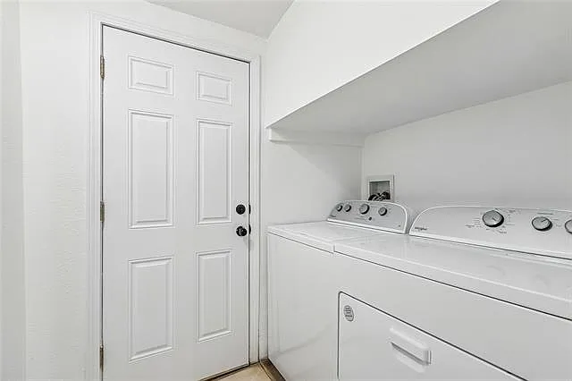 2646 Jonquil St — Photo 9