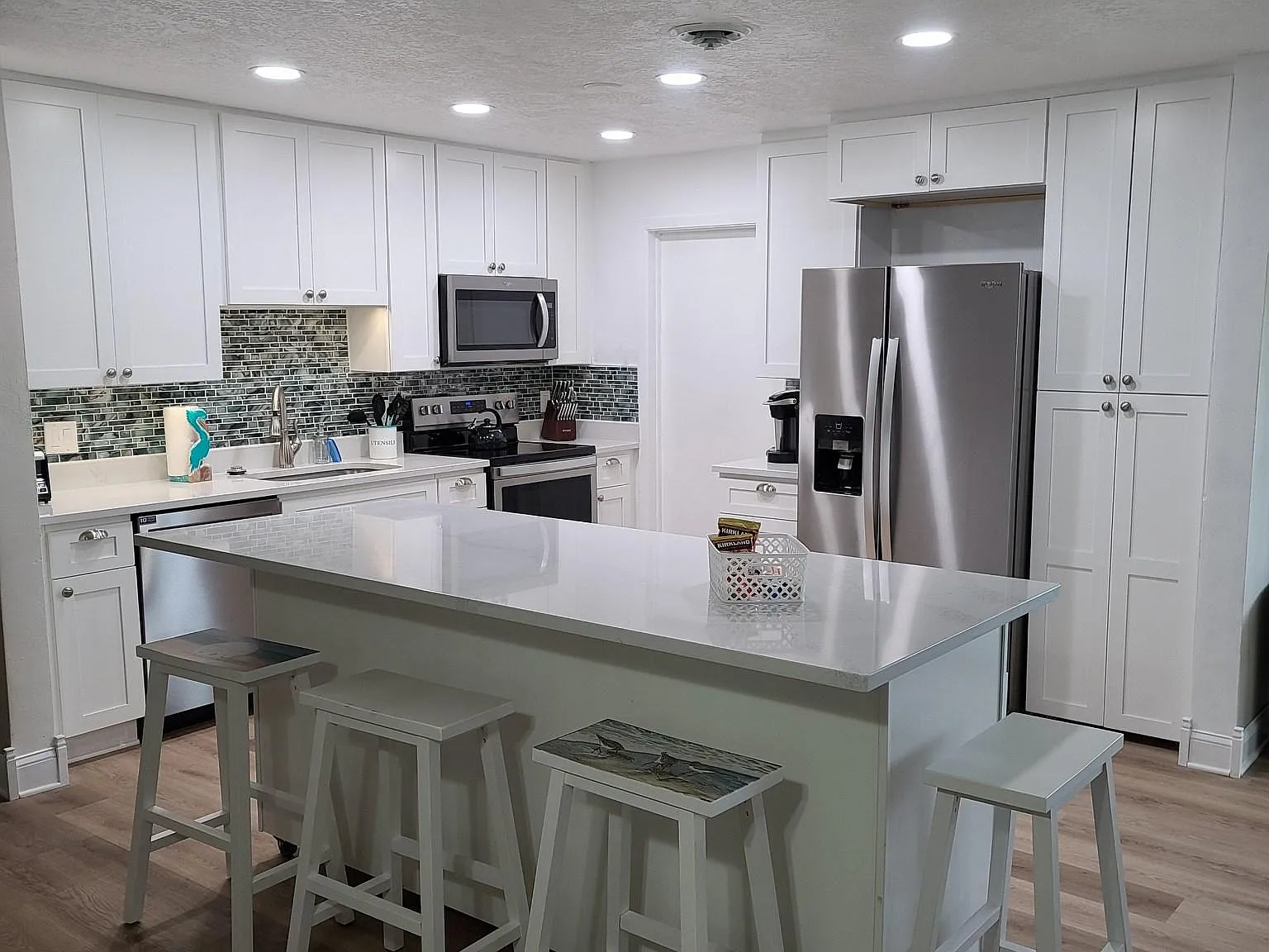 250 Patrick Ave — Photo 1