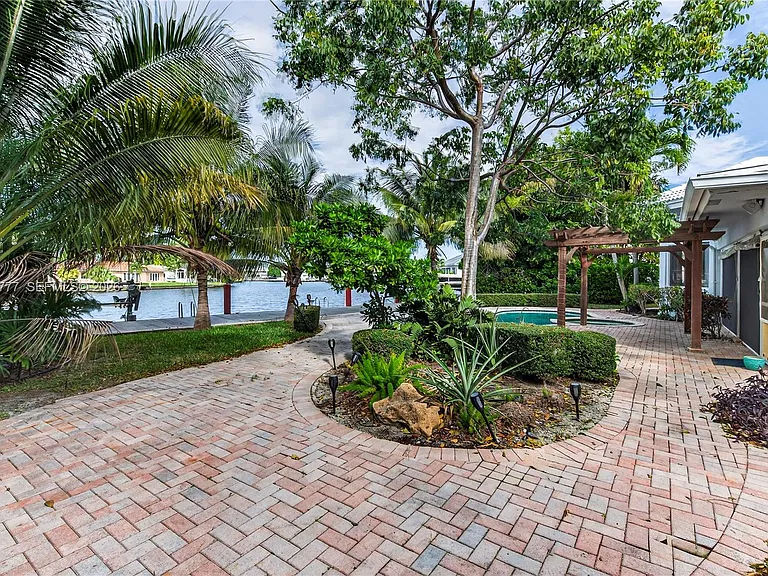 2801 Coral Shores Dr — Photo 77