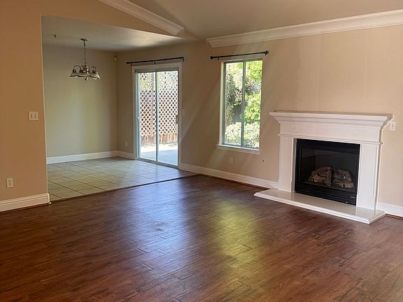 2nd image of 4928 N Thorne Ave