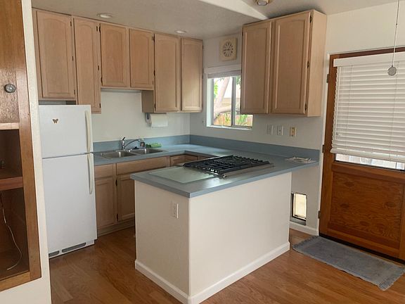 2nd image of 7527 Crary St #A