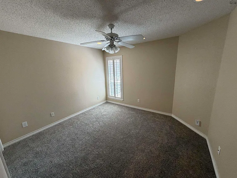 2853 Judson Cir — Photo 19