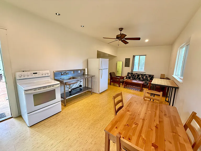 67-215 Kailua St — Photo 1