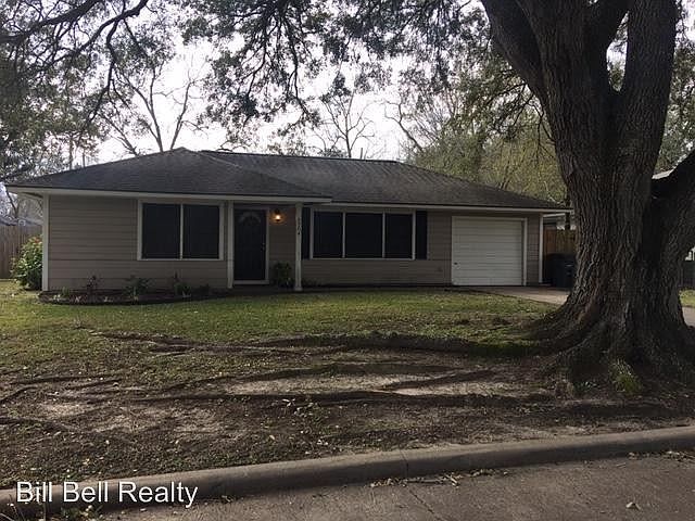 1st image of 2204 Linwood Ln