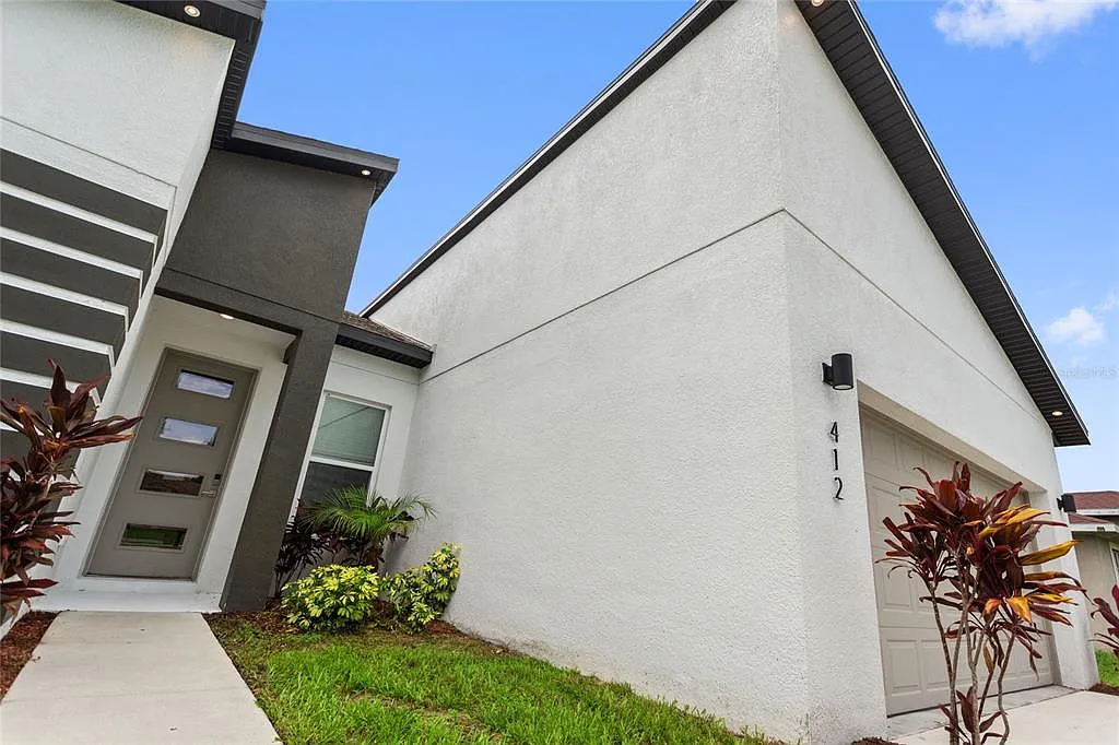 4 bed, 2.0 bath, 1670 sqft, $2,150 — Photo 4