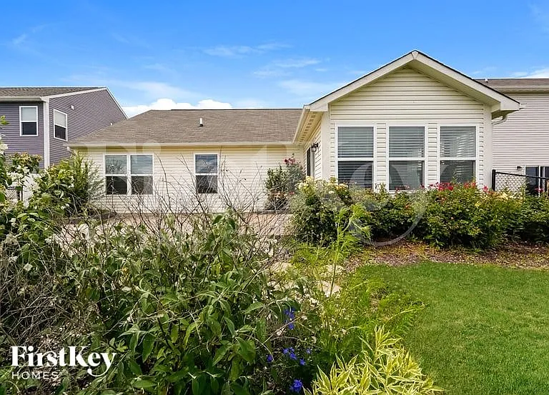 6307 Emerald Springs Dr — Photo 15