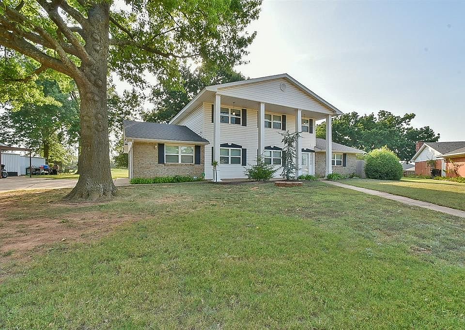 1st image of 3217 Fairway Dr