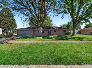 3015 Vale Dr, Dayton, OH 45420