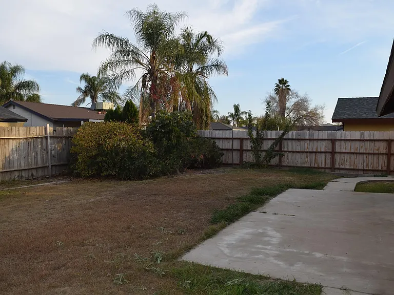 3804 April St — Photo 5