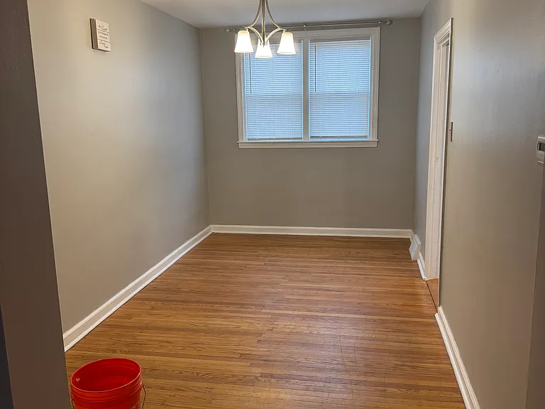 5149 Arbor St — Photo 2