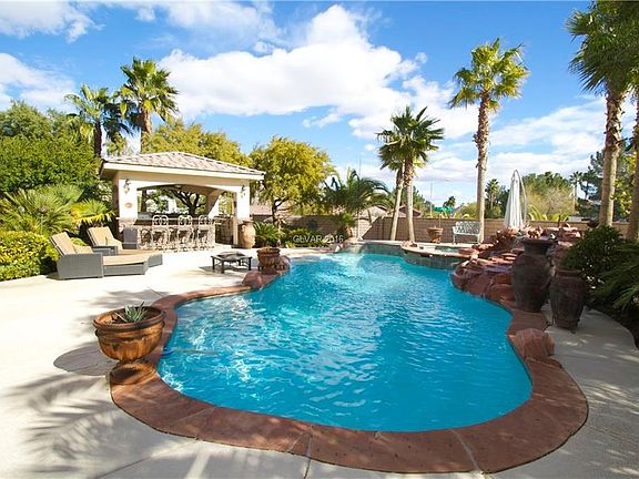 2nd image of 2780 Twin Palms Cir #0