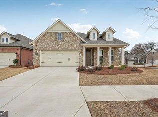 615 Grassmeade Ln, Woodstock, GA 30188