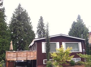 842 NE 102nd St, Seattle, WA 98125