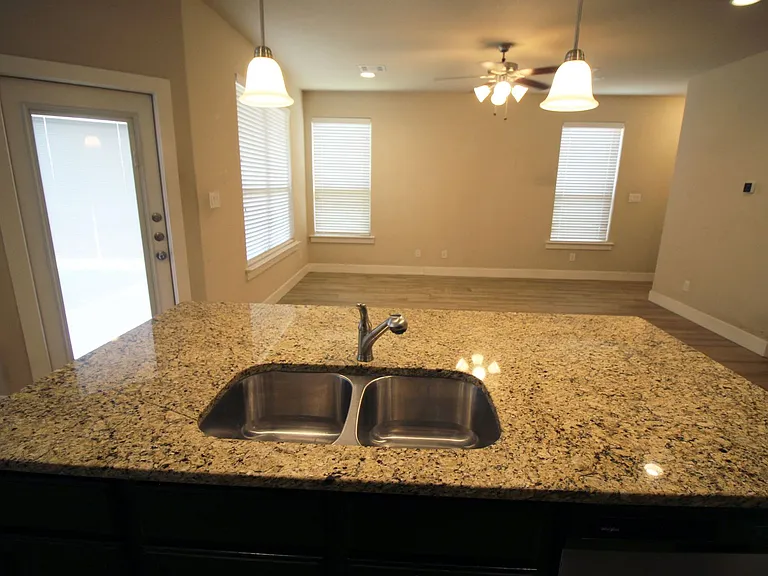 523 High Tech Dr — Photo 4