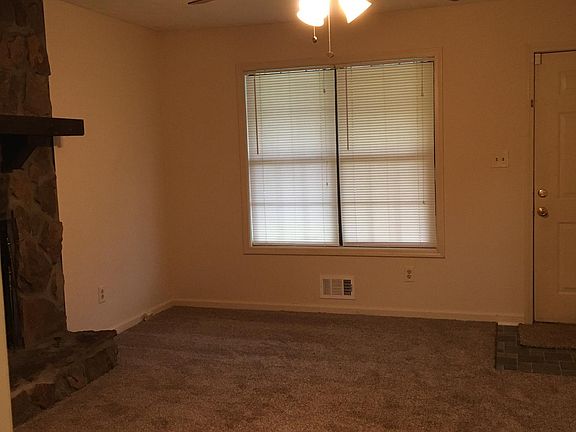 3rd image of 1475 S Diane Ct SE APT B