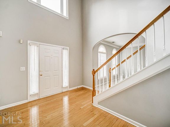 3rd image of 1483 Brentwood Dr