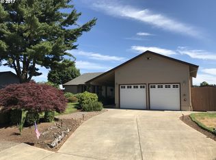 2105 SE Gerhard Dr, Hillsboro, OR 97123
