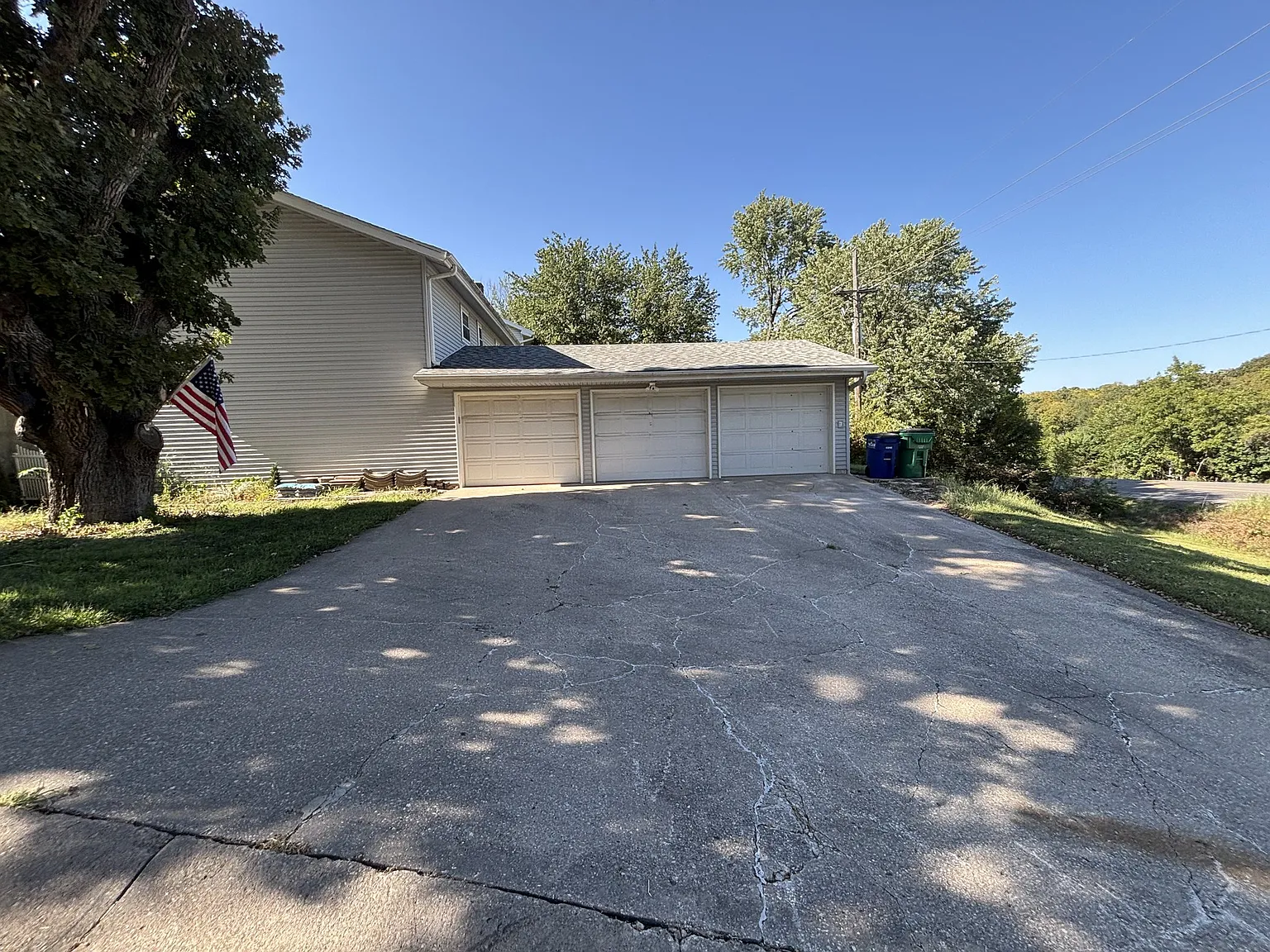 3 bed, 1800 sqft, $2,700 — Photo 4