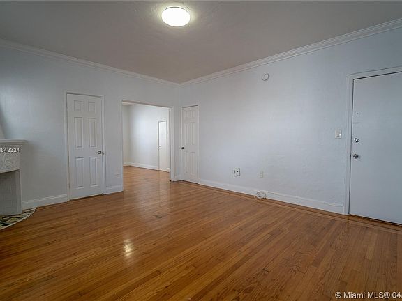 2nd image of 1416 Euclid Ave APT 23P