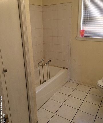 5th image of 2843 W French Pl