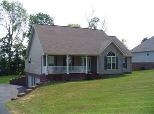 210 Autumn Ridge Rd, Glasgow, KY 42141