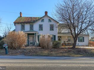 828 Houtztown Rd, Myerstown, PA 17067