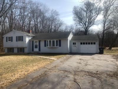 940 Mather St, Suffield, CT, 06078