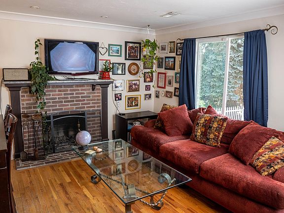 Real fire place-