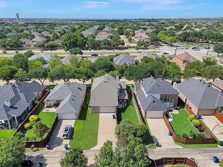 4227 Republic Dr — Photo 31