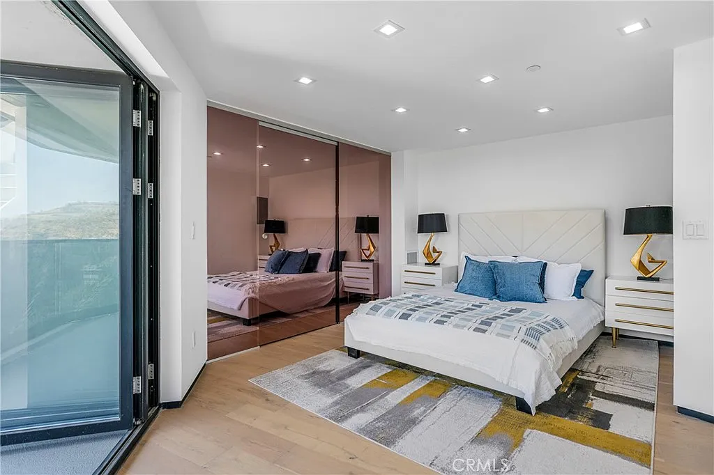 1 bed, 800 sqft, $4,500 — Photo 3