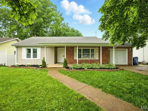 404 Sunshine Dr, Festus, MO 63028