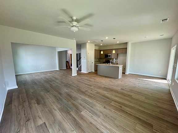 4th image of 2080 Mayfair Mill Ave