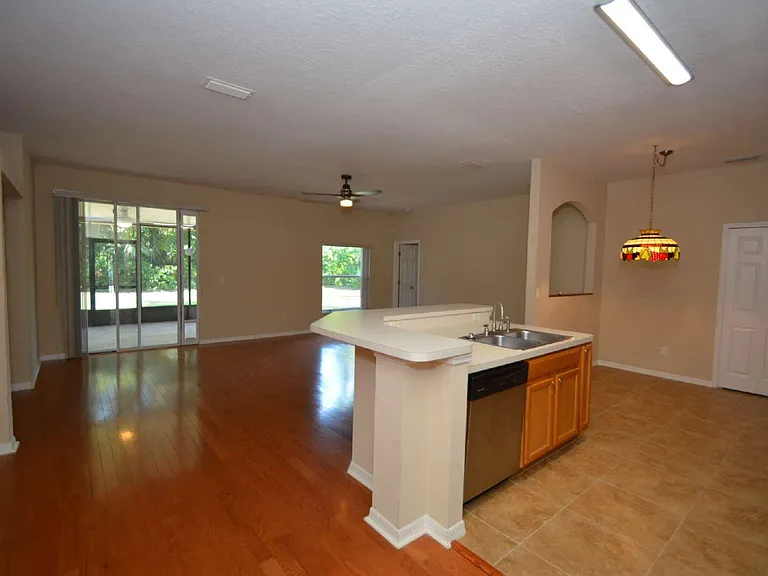 36 Reidsville Dr — Photo 4