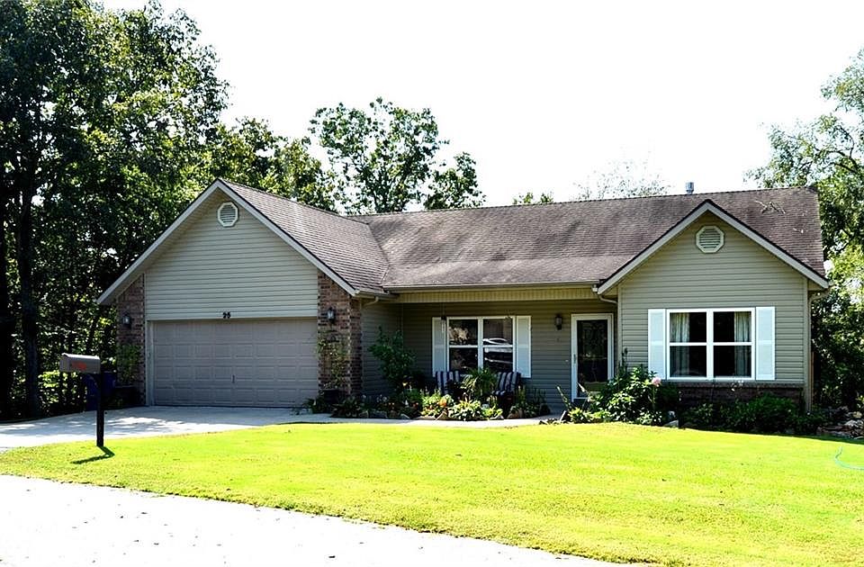 1st image of 25 Holcombe Ln