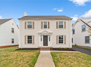 14007 Ashwood Rd, Shaker Heights, OH