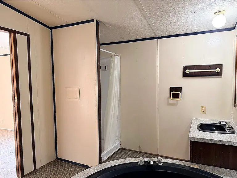 804 Vagabond Dr — Photo 18