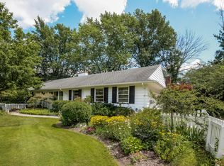 3542 Glenn Dr SE, Grand Rapids, MI 49546