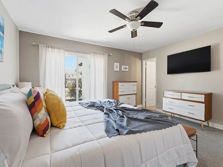 932 W Julie Dr — Photo 22