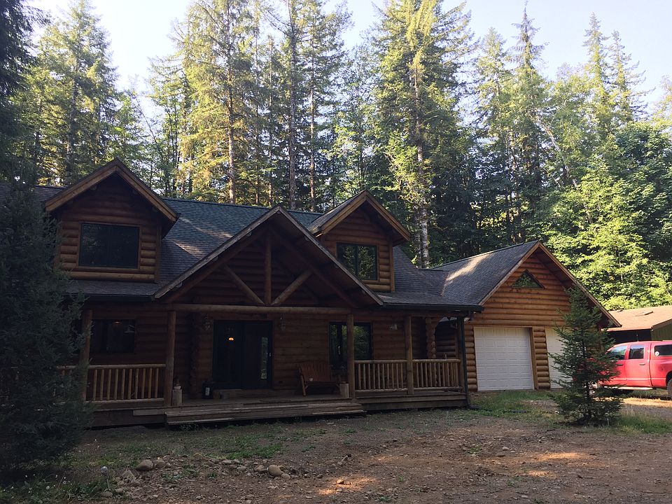 Large Beautiful Log Cabin