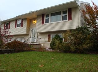 10 Millen Dr, Toms River, NJ