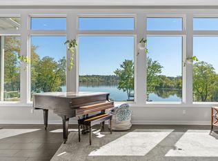 465 Lakeview Dr, Defuniak Springs, FL 32433