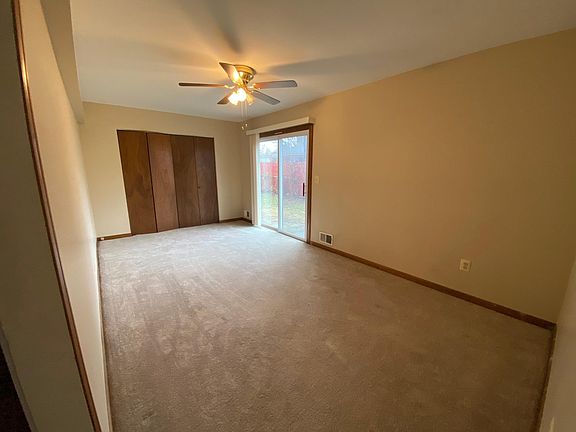 5th image of 21911 Sunset Blvd