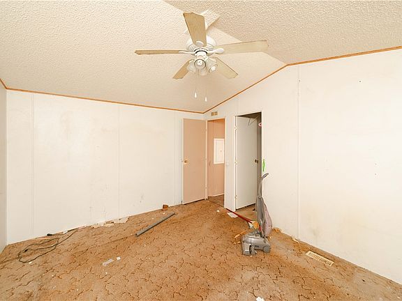 5th image of 533 S Davis Rd