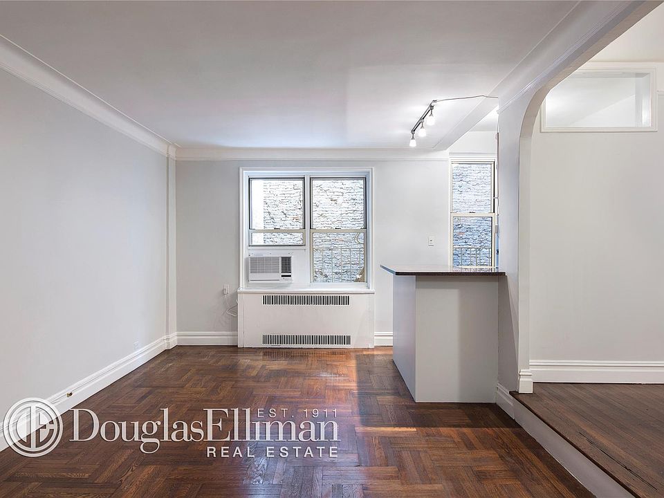 1st image of 210-218 W 19th St APT 2K