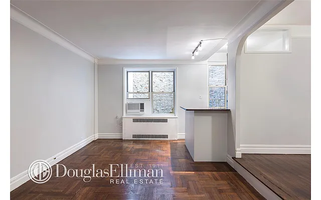 Rented by Douglas Elliman | media 6