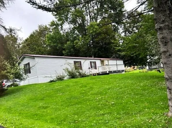 3 Morse Avenue, Guilford, ME 04443