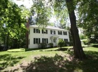 2 Dartmouth Ln, Rochester, NH 03867