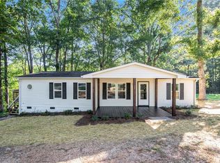 17 Holly St, Buchanan, GA 30113